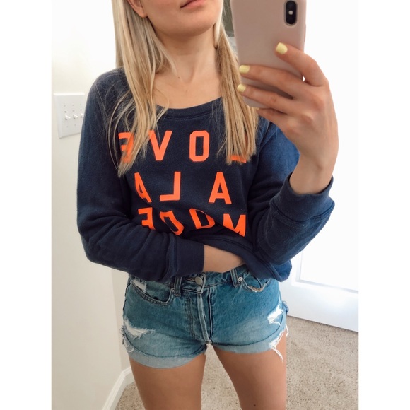 Victoria's Secret Sweaters - *SOLD* VS “Love A La Mode” Sweatshirt